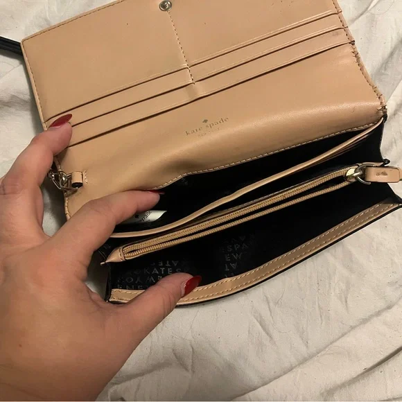 Kate Spade Black Shoulder Bag with Gold Accents - Picture 9 of 9